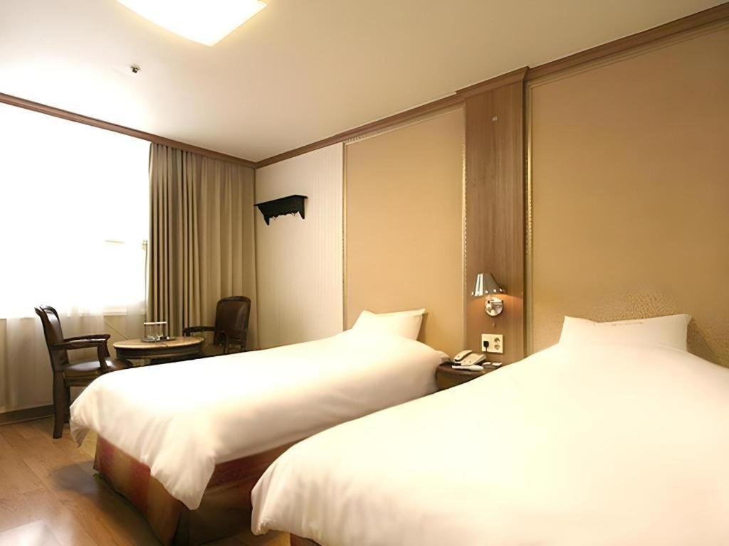 Hotel Olympic Changwon Dış mekan fotoğraf